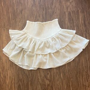 Chic white Ruffled Mini Skirt